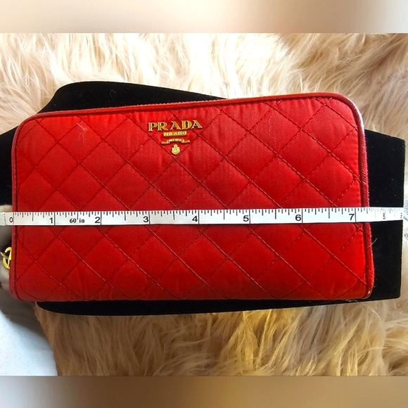 PRADA Quilted Fiery Red Nylon & Saffiano Leather Long Wallet Round Zipper - Picture 15 of 16